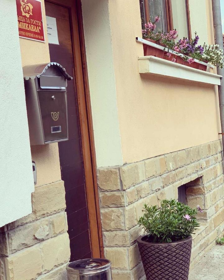 Guest House Mikaela Габрово Екстериор снимка